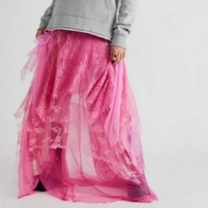 FREE PEOPLE BRENDA KNIGHT TULLE SKIRT  SIZE XSMALL